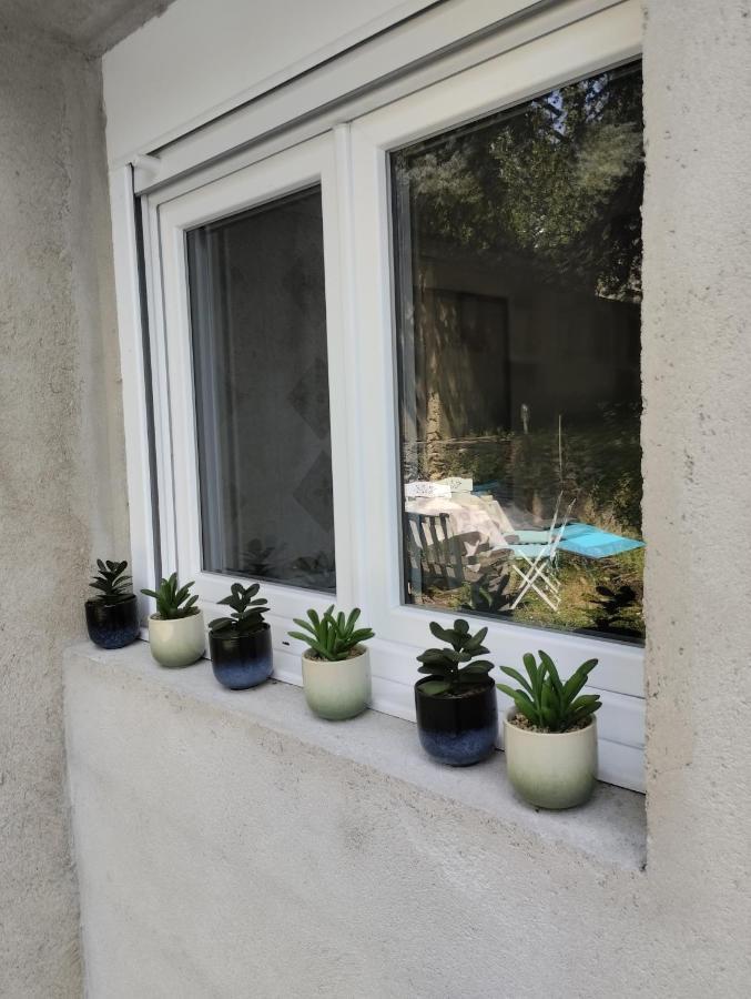 Studio Jardin Aubenas Exterior photo